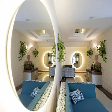 Hotel Fantasia 4*